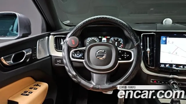 Volvo XC60 second Generation 2018 Серый из Кореи, фото 4