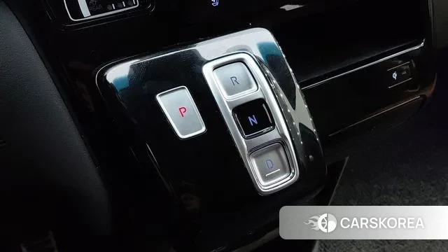 Hyundai Staria 2022 Белый из Кореи, фото 4