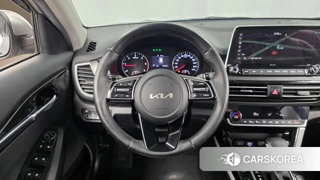 Kia Seltos 2021 Серый из Кореи, фото 4