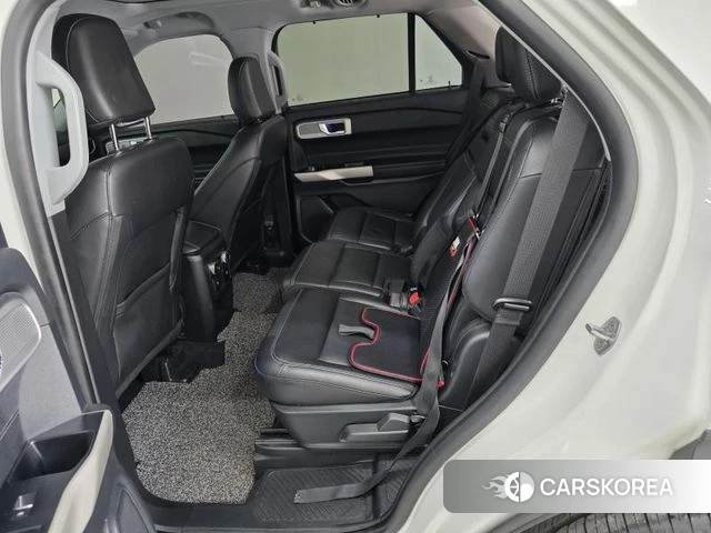 Ford Explorer 6th Generation 2021 Белый из Кореи, фото 4
