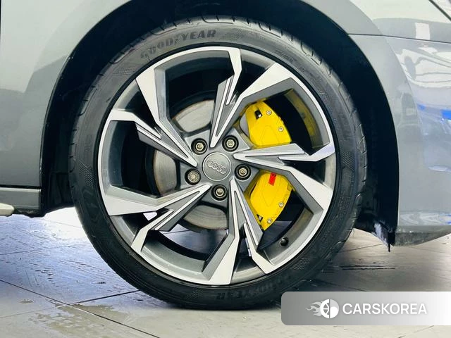 Audi A3 2021 Темно-серый из Китая, фото 4