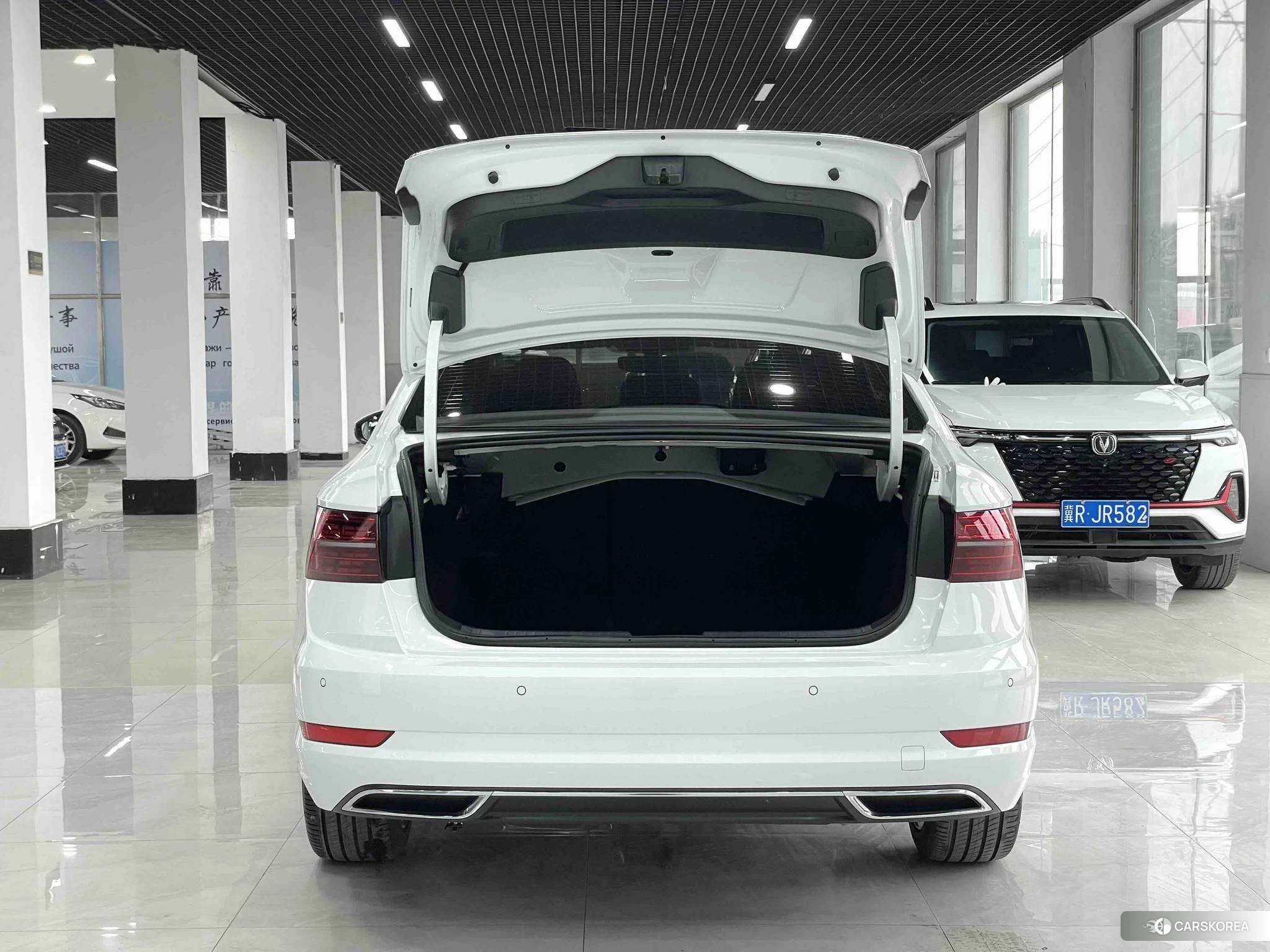 Volkswagen Sagitar 2022 Белый из Китая, фото 4