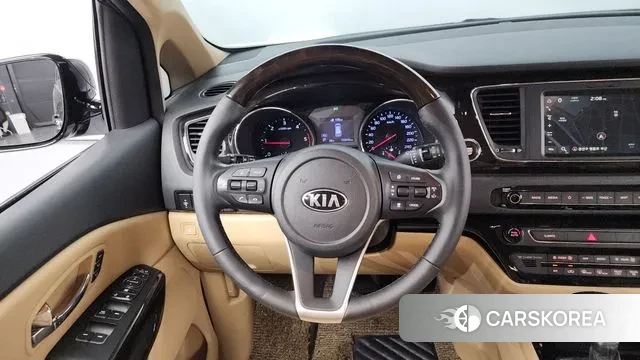 Kia The New Carnival 2020 Черный из Кореи, фото 4