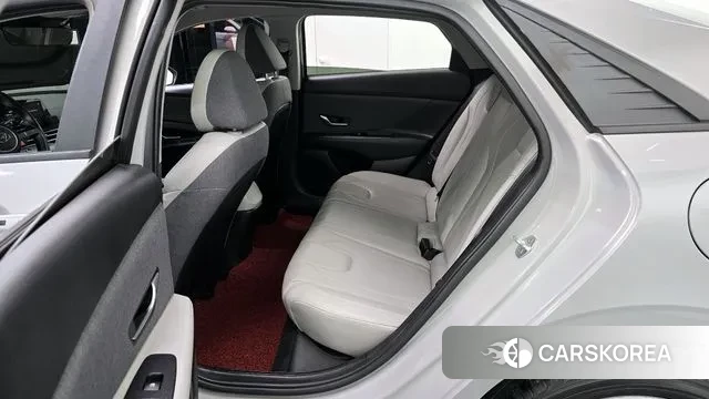 Hyundai Avante (CN7) 2020 Серебряный из Кореи, фото 4