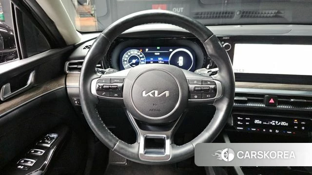 Kia K5 3rd generation 2023 Черный из Кореи, фото 4