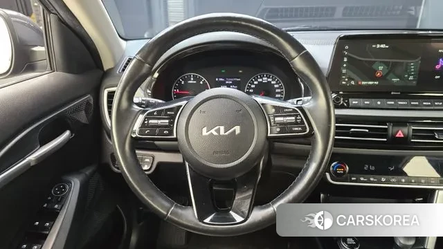 Kia Seltos 2021 Серый из Кореи, фото 4