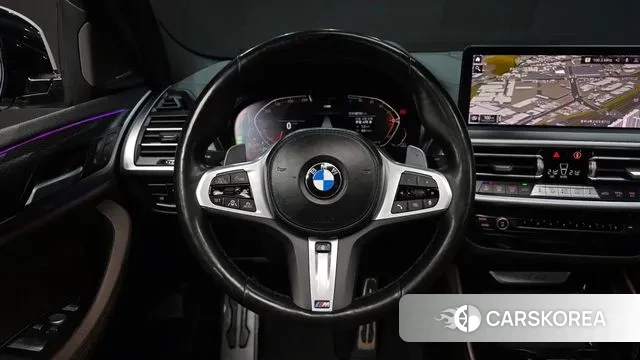 BMW X4 (G02) 2022 Светло-серебряный цвет из Кореи, фото 4