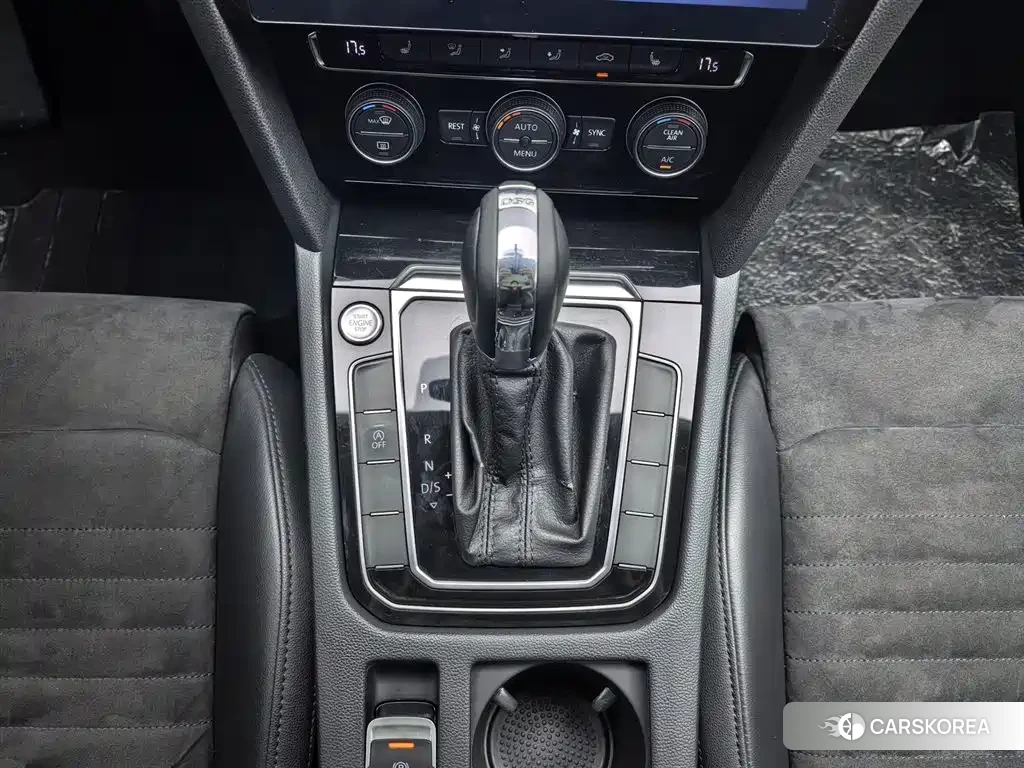 Volkswagen Magotan 2018 Черный из Китая, фото 4
