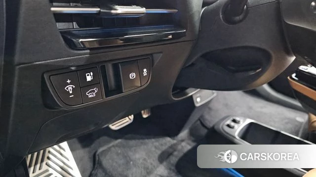 Kia EV6 2023 Черный из Кореи, фото 4