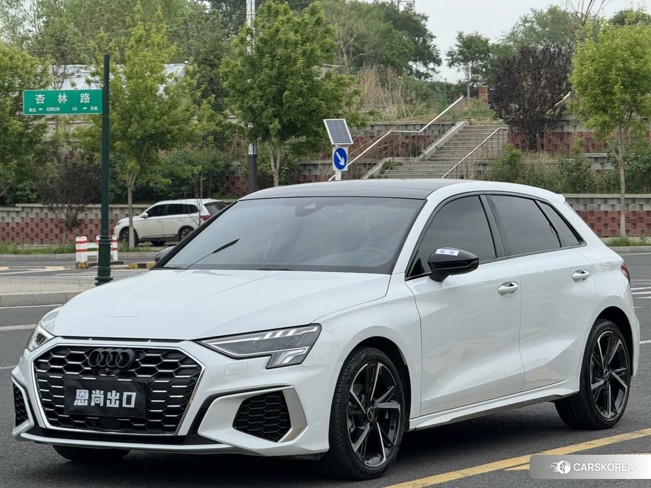 Audi A3 2023 Белый из Китая, фото 4