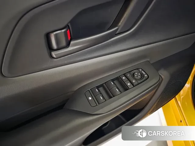 Toyota Prius 5th Generation 2024 Желтый из Кореи, фото 4