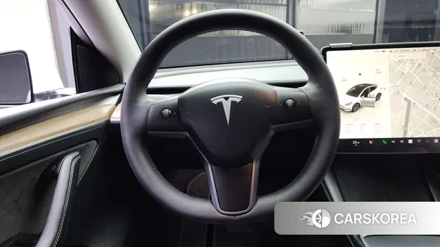 Tesla Model Y 2024 Белый из Кореи, фото 4