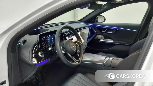 Mercedes-Benz E-Class W214 2025 Белый из Кореи, фото 4