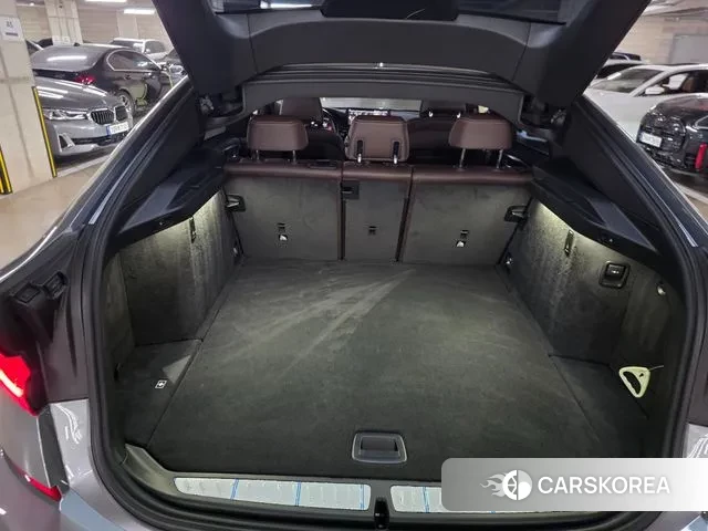 BMW 6 Series GT (G32) id 3487440 из Кореи 4