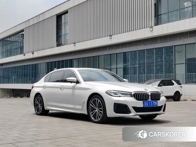 BMW 5 series 2021 Белый из Китая, фото 4