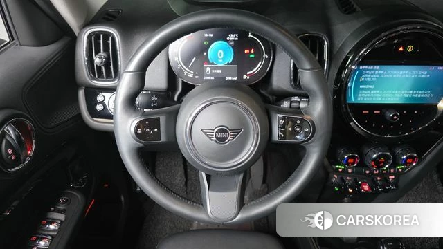 Mini Cooper Countryman 2023 Песочный из Кореи, фото 4