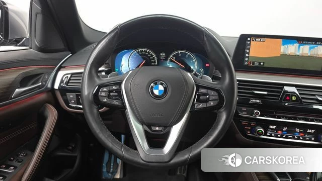 BMW 5 Series (G30) 2018 Серый из Кореи, фото 4