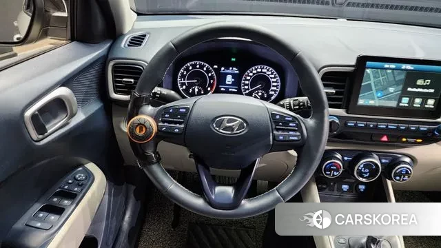 Hyundai Venue 2020 Серебристо-серый из Кореи, фото 4