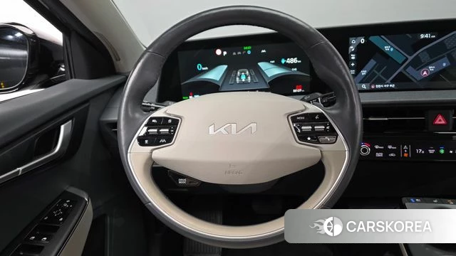 Kia EV6 2023 Серый из Кореи, фото 4