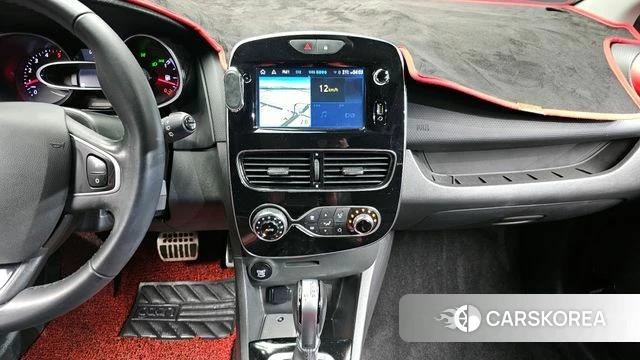 Renault Korea (Samsung) Clio 2019 Красный из Кореи, фото 4