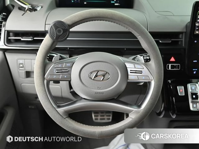 Hyundai Staria 2023 Черный из Кореи, фото 4