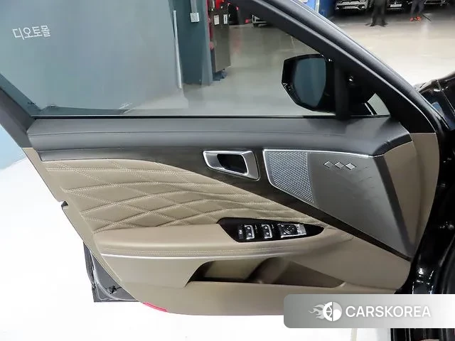 Kia K8 2024 Черный из Кореи, фото 4