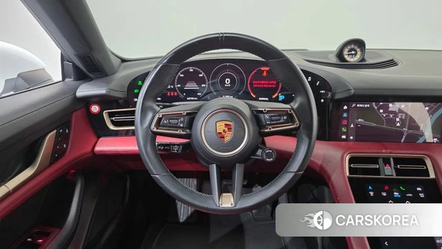 Porsche Taycan 2022 Белый из Кореи, фото 4