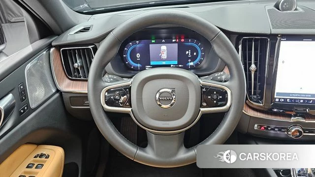Volvo XC60 second Generation 2023 Черный из Кореи, фото 4
