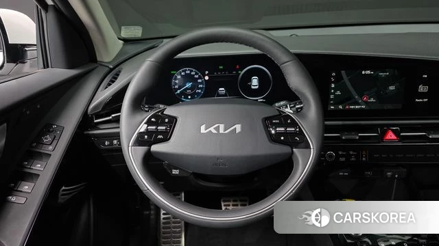 Kia Di Ol Nu Niro 2025 Белый из Кореи, фото 4