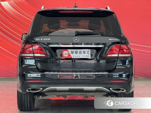 Mercedes-Benz GLE (import) 2019 Черный из Китая, фото 4