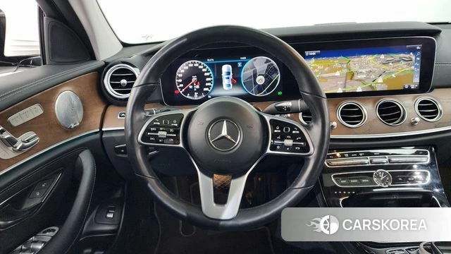 Mercedes-Benz E-Class W213 2019 Белый из Кореи, фото 4