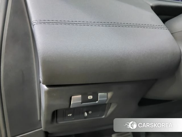 Land Rover Range Rover Evoque 2nd Generation 2021 Черный из Кореи, фото 4