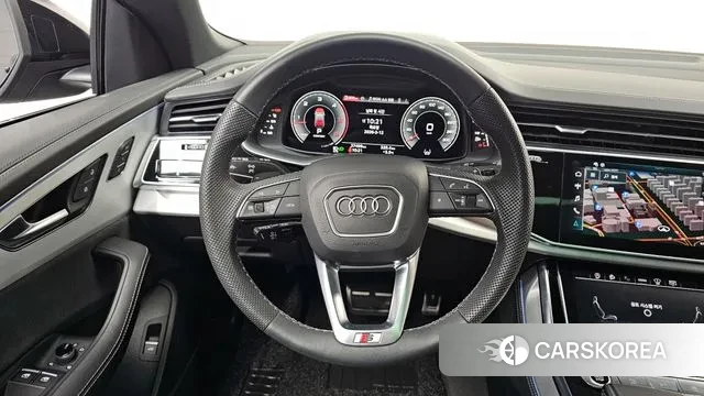 Audi Q8 (4M) 2023 Черный из Кореи, фото 4