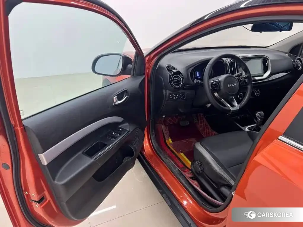 Kia KX1 2022 Белый из Китая, фото 4