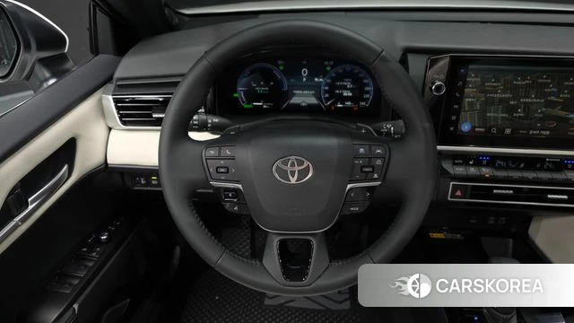 Toyota Camry (XV80) 2026 Белый из Кореи, фото 4