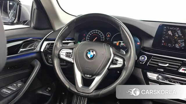 BMW 5 Series (G30) 2019 Серый из Кореи, фото 4
