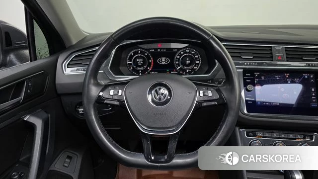 Volkswagen Tiguan second Generation 2018 Серый из Кореи, фото 4