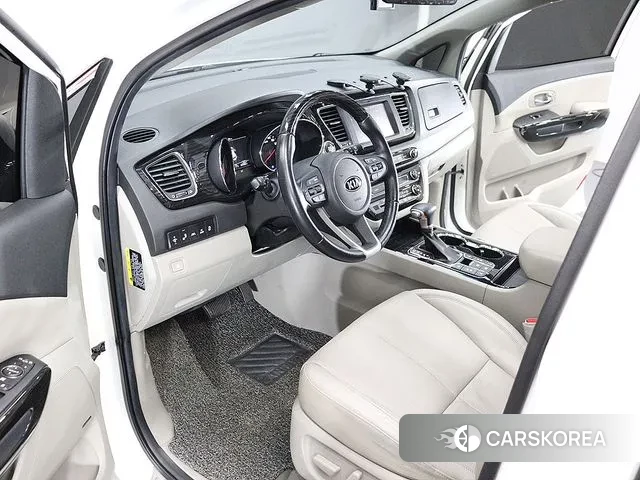 Kia The New Carnival 2019 Белый из Кореи, фото 4