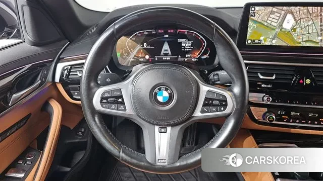 BMW 5 Series (G30) 2022 Черный из Кореи, фото 4