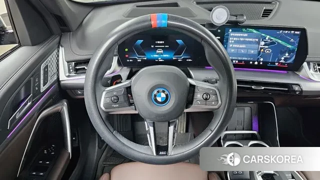 BMW iX1 (U11) 2024 Зеленый из Кореи, фото 4