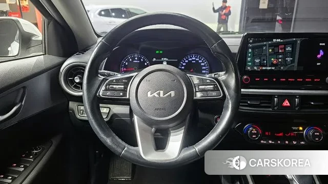 Kia The New K3 2nd generation 2021 Белый из Кореи, фото 4