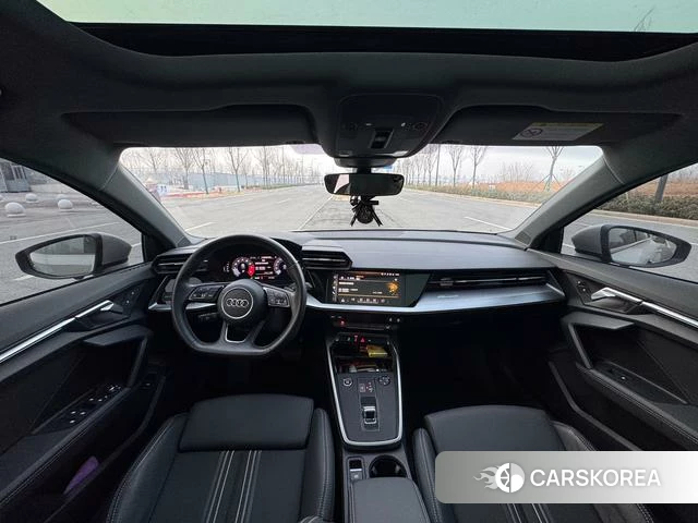 Audi A3 2024 Серебристо-серый из Китая, фото 4