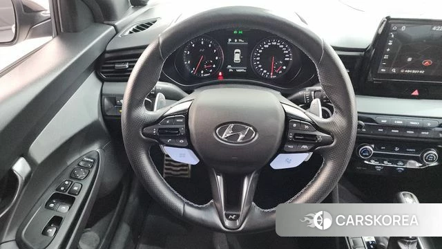 Hyundai Veloster (JS) 2021 Серебристо-серый из Кореи, фото 4