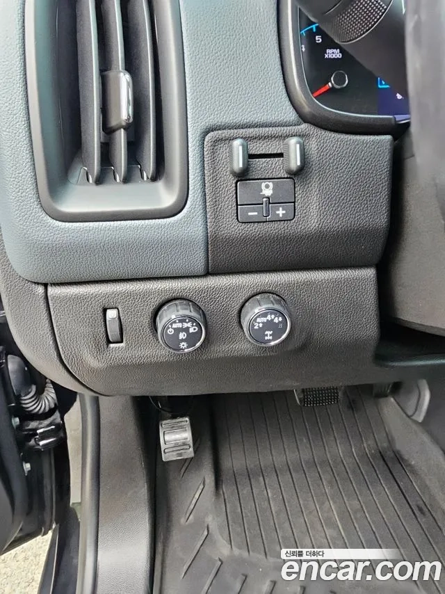 Chevrolet (GM Daewoo) Real New Colorado 2023 Черный из Кореи, фото 4