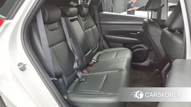 Hyundai Tucson Hybrid (NX4) 2021 Красный из Кореи, фото 4