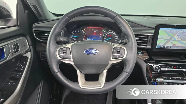 Ford Explorer 6th Generation 2021 Белый из Кореи, фото 4