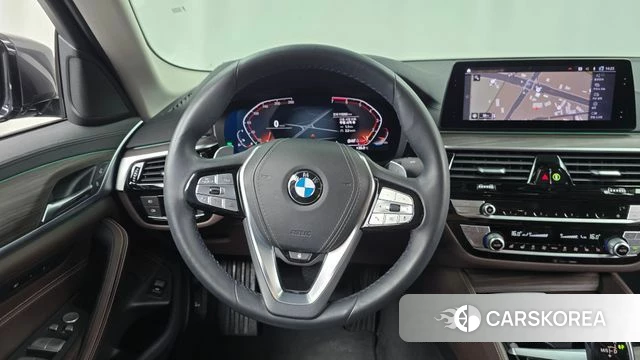 BMW 5 Series (G30) 2019 Серый из Кореи, фото 4