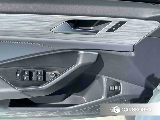 Volkswagen Sagitar 2025 Белый из Китая, фото 4