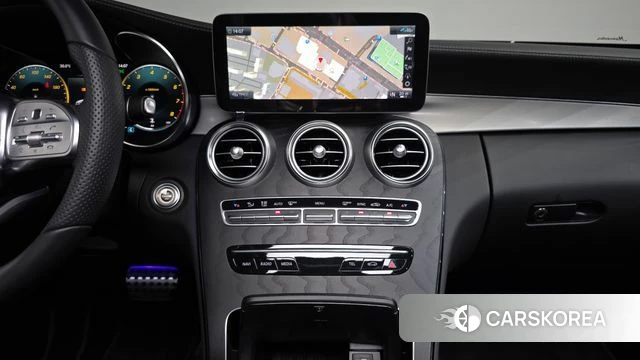 Mercedes-Benz C-Class W205 2023 Белый из Кореи, фото 4