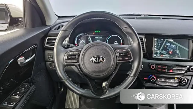 Kia Niro EV 2021 Серебряный из Кореи, фото 4